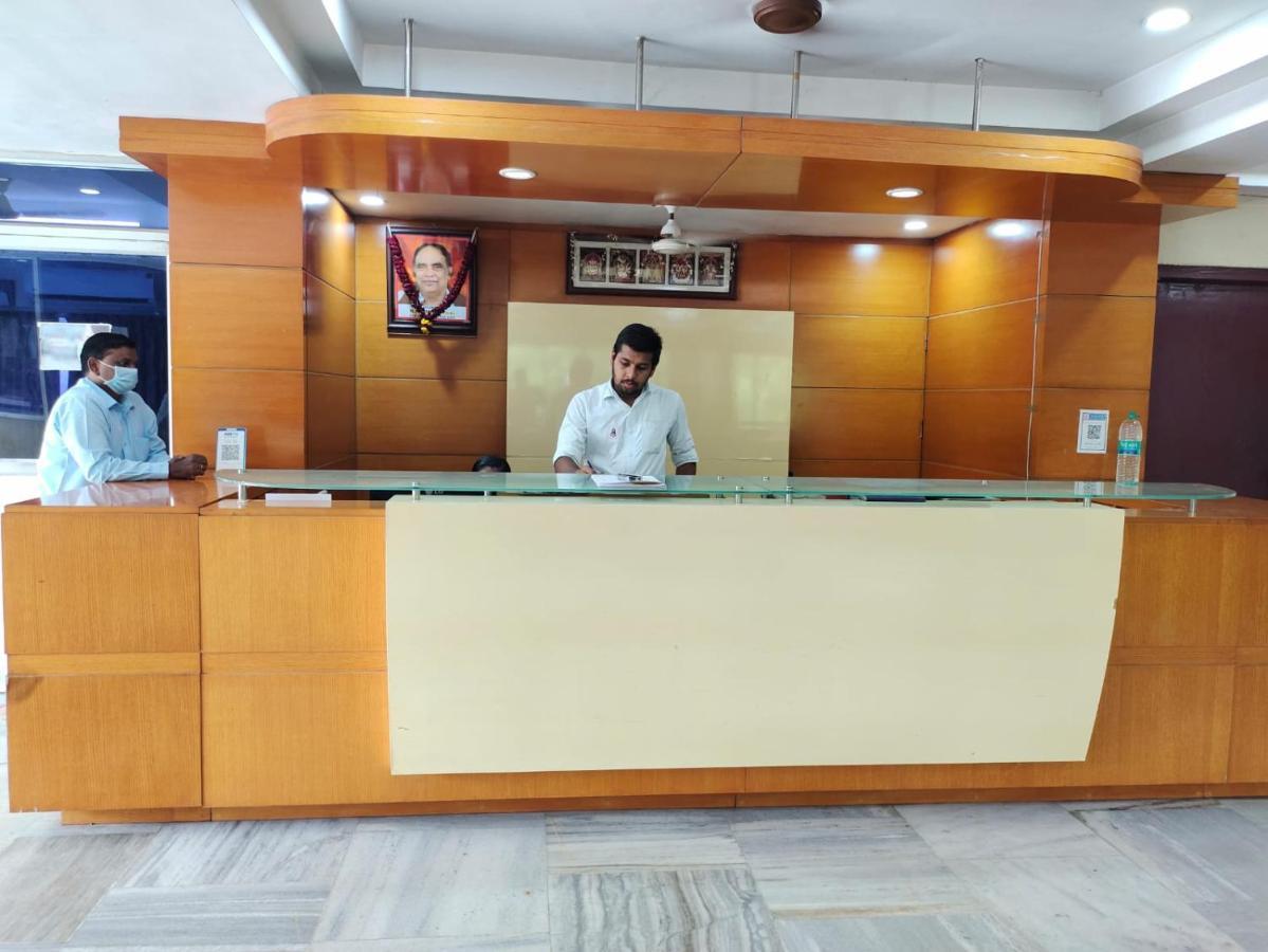 Hotel Geetha International Tuticorin Exterior photo