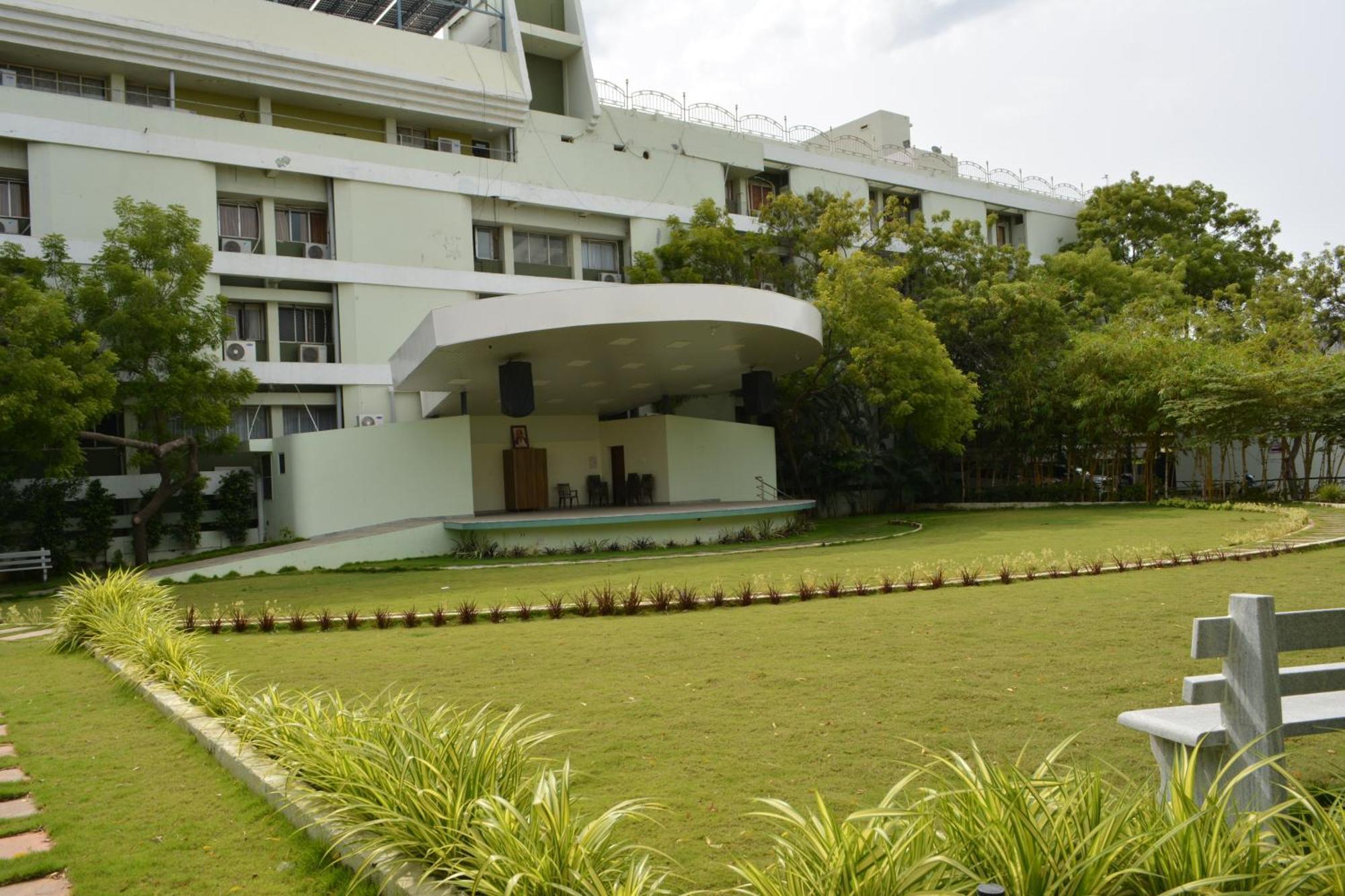 Hotel Geetha International Tuticorin Exterior photo