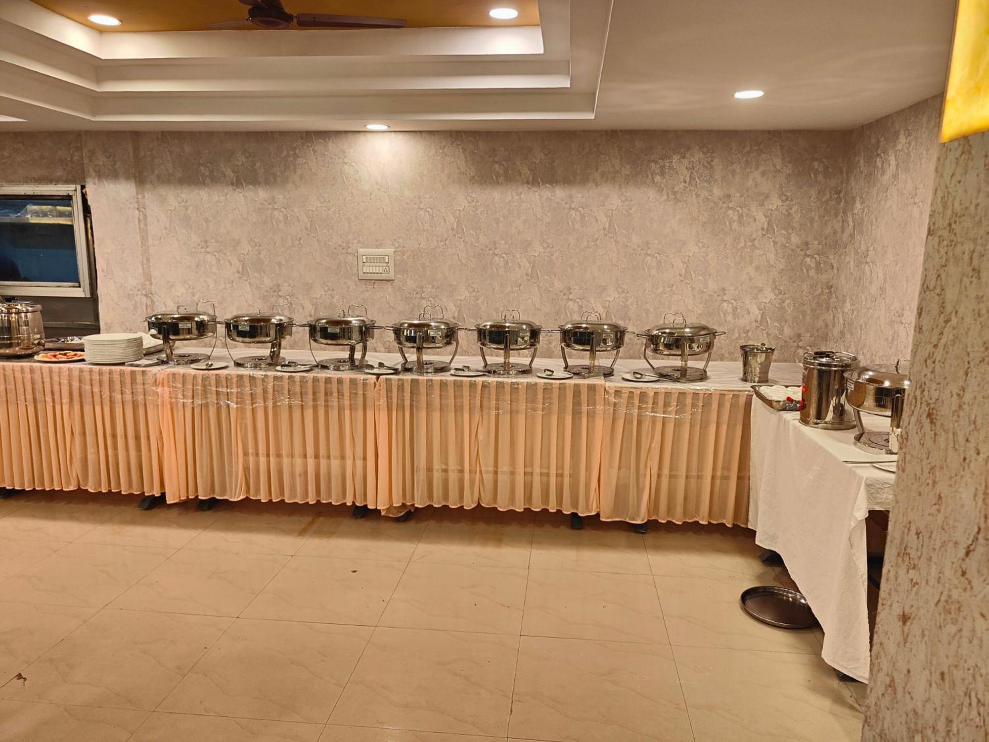 Hotel Geetha International Tuticorin Exterior photo