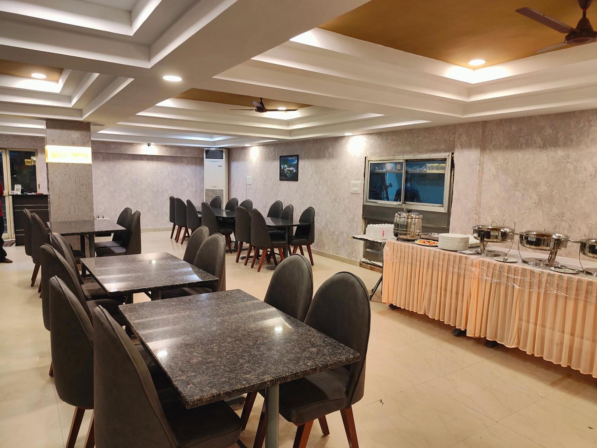 Hotel Geetha International Tuticorin Exterior photo