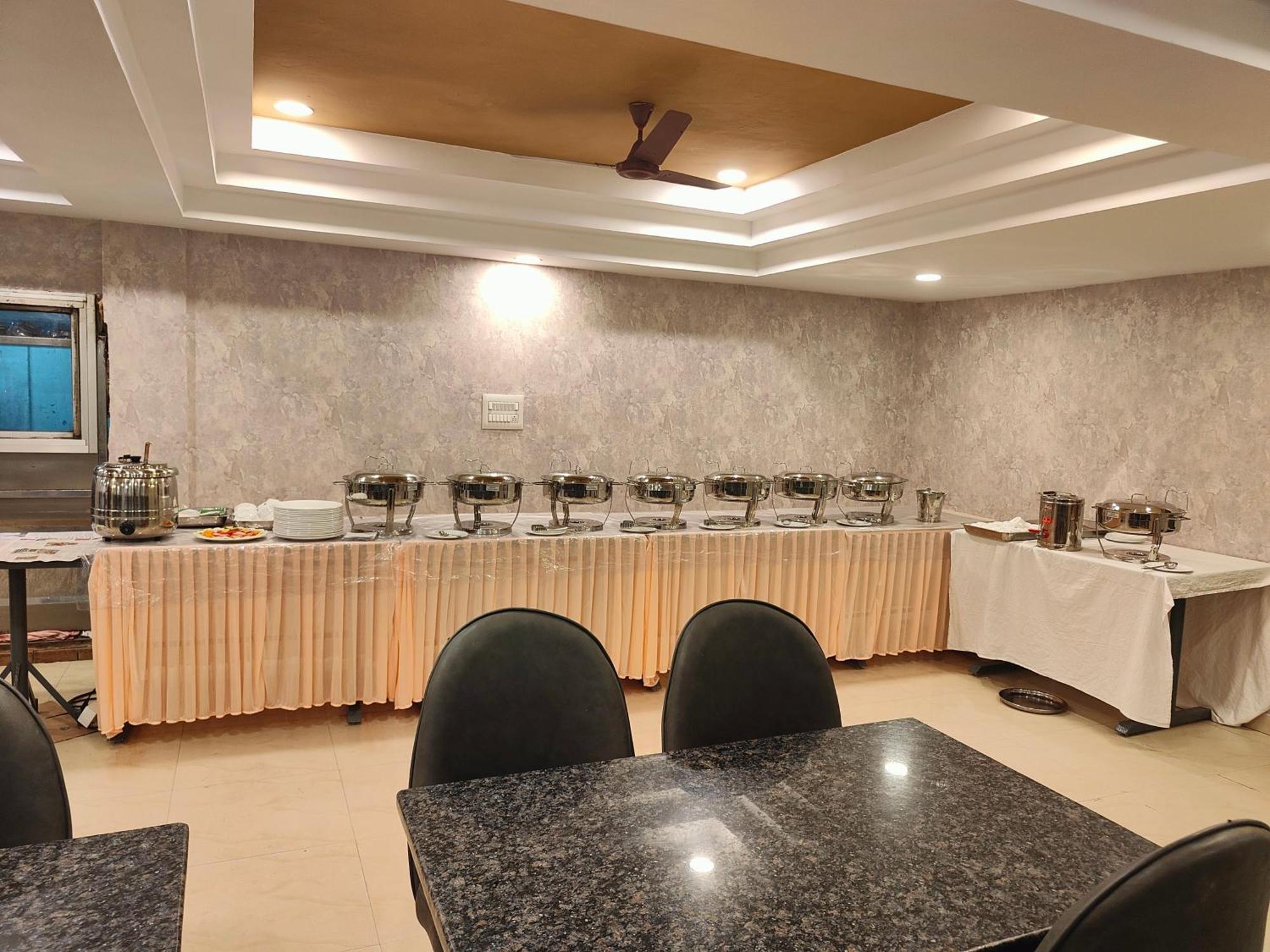Hotel Geetha International Tuticorin Exterior photo