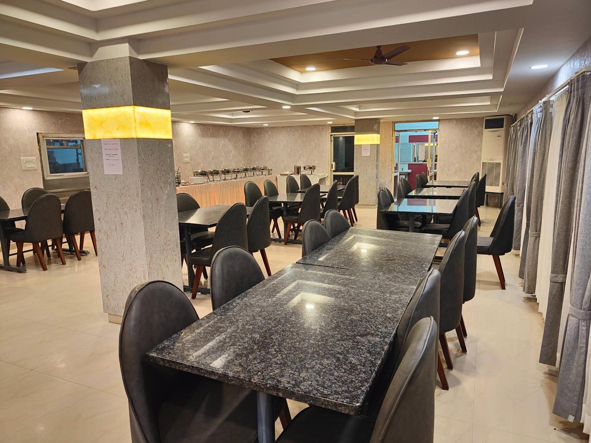 Hotel Geetha International Tuticorin Exterior photo