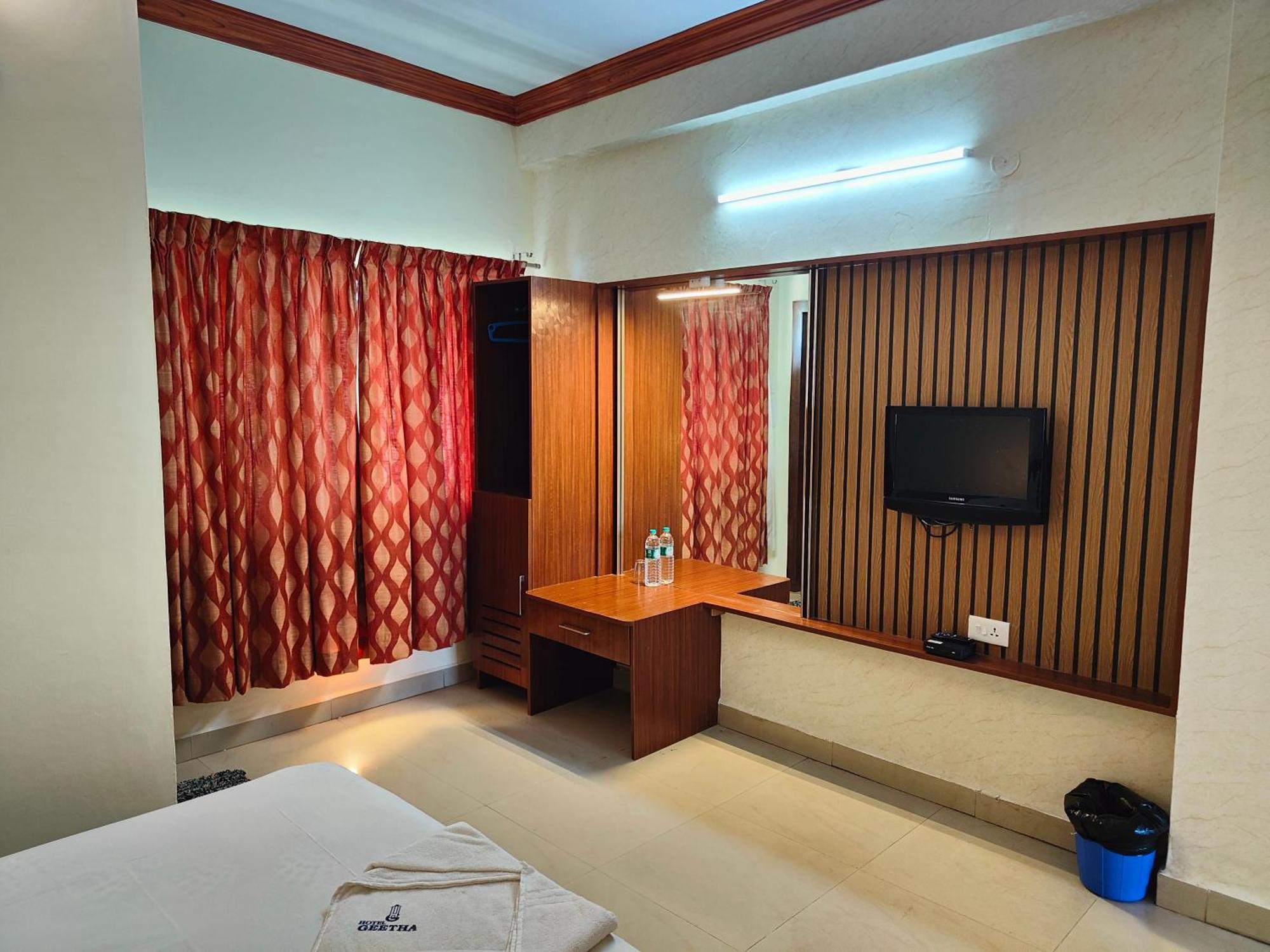 Hotel Geetha International Tuticorin Exterior photo